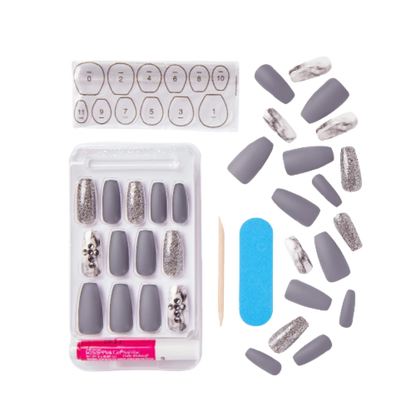 KISS Design 24 Glow In The Dark Fake Nails Halloween (Limited Edition)