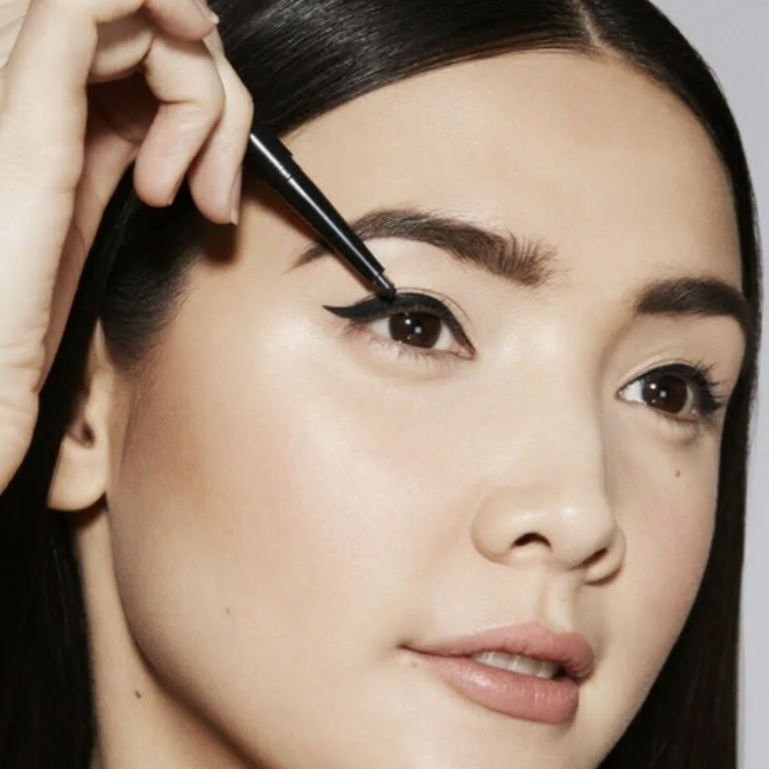 COVERGIRL Exhibitionist 24-Hour Kohl Eyeliner