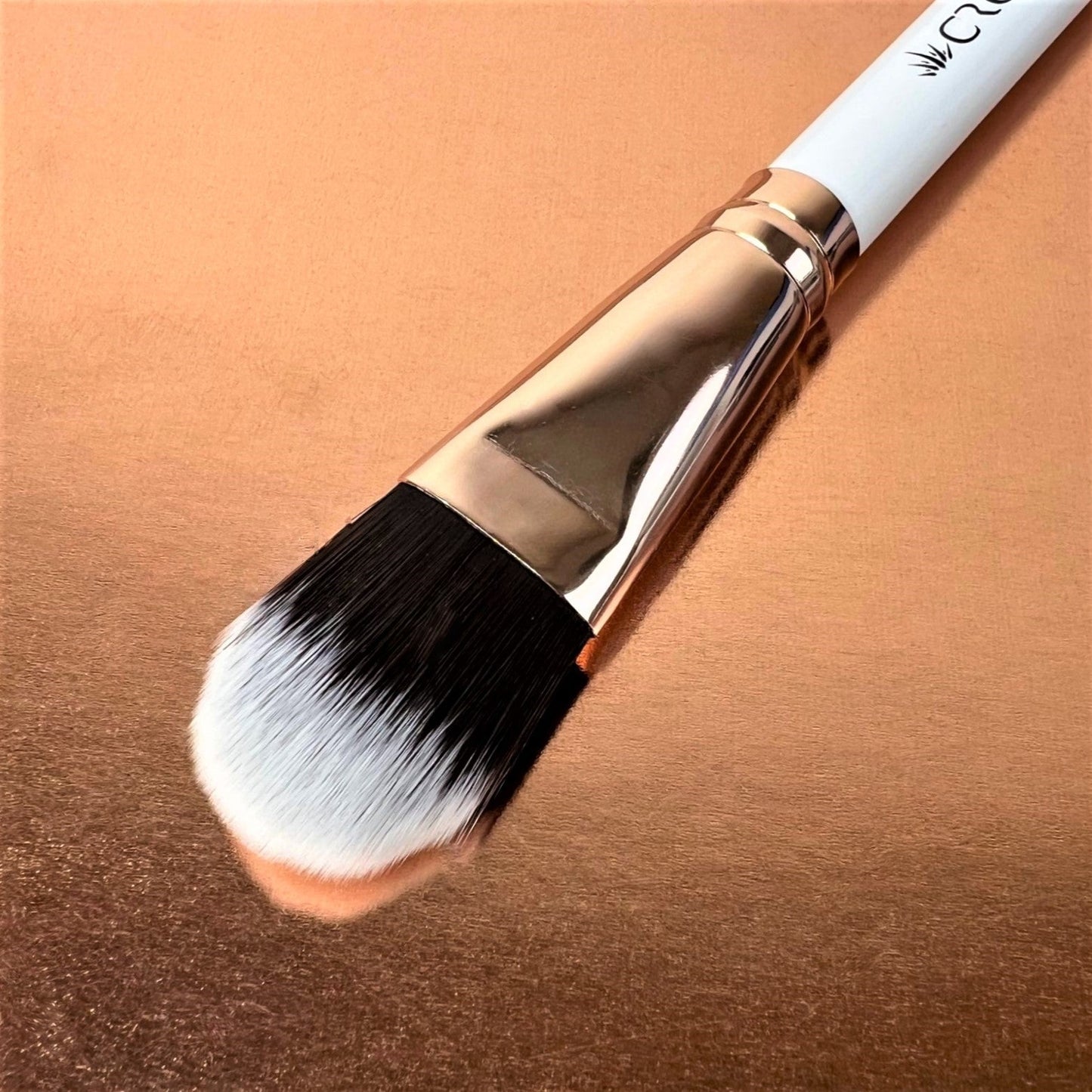 CWG04- OVAL FOUNDATION